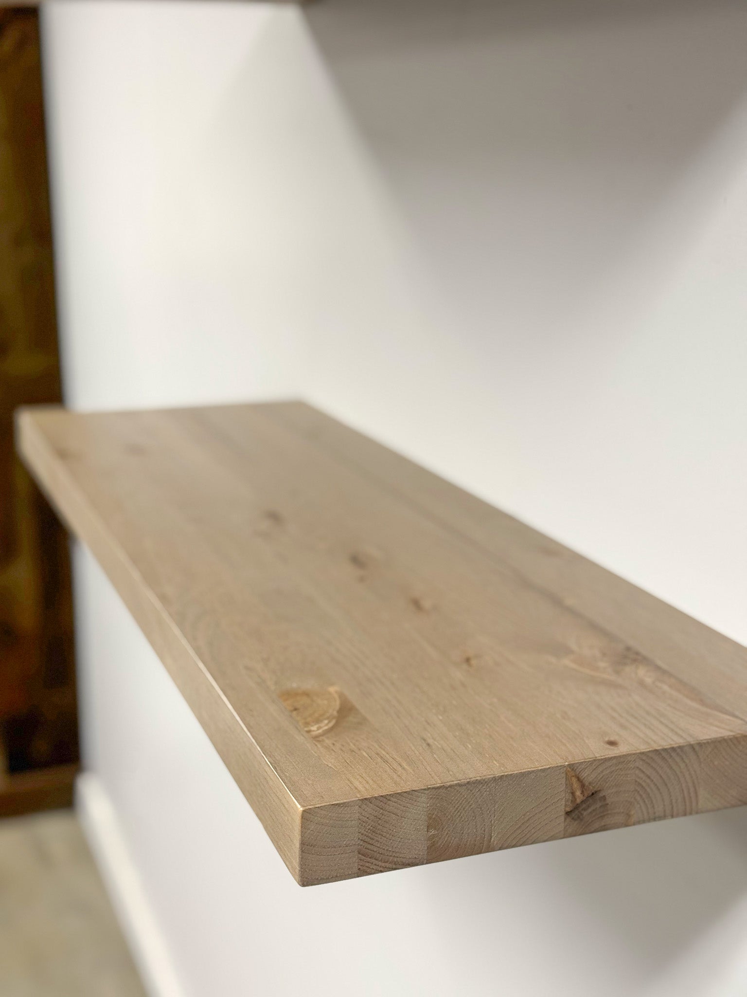 Modern Finished Floating Shelf Kit